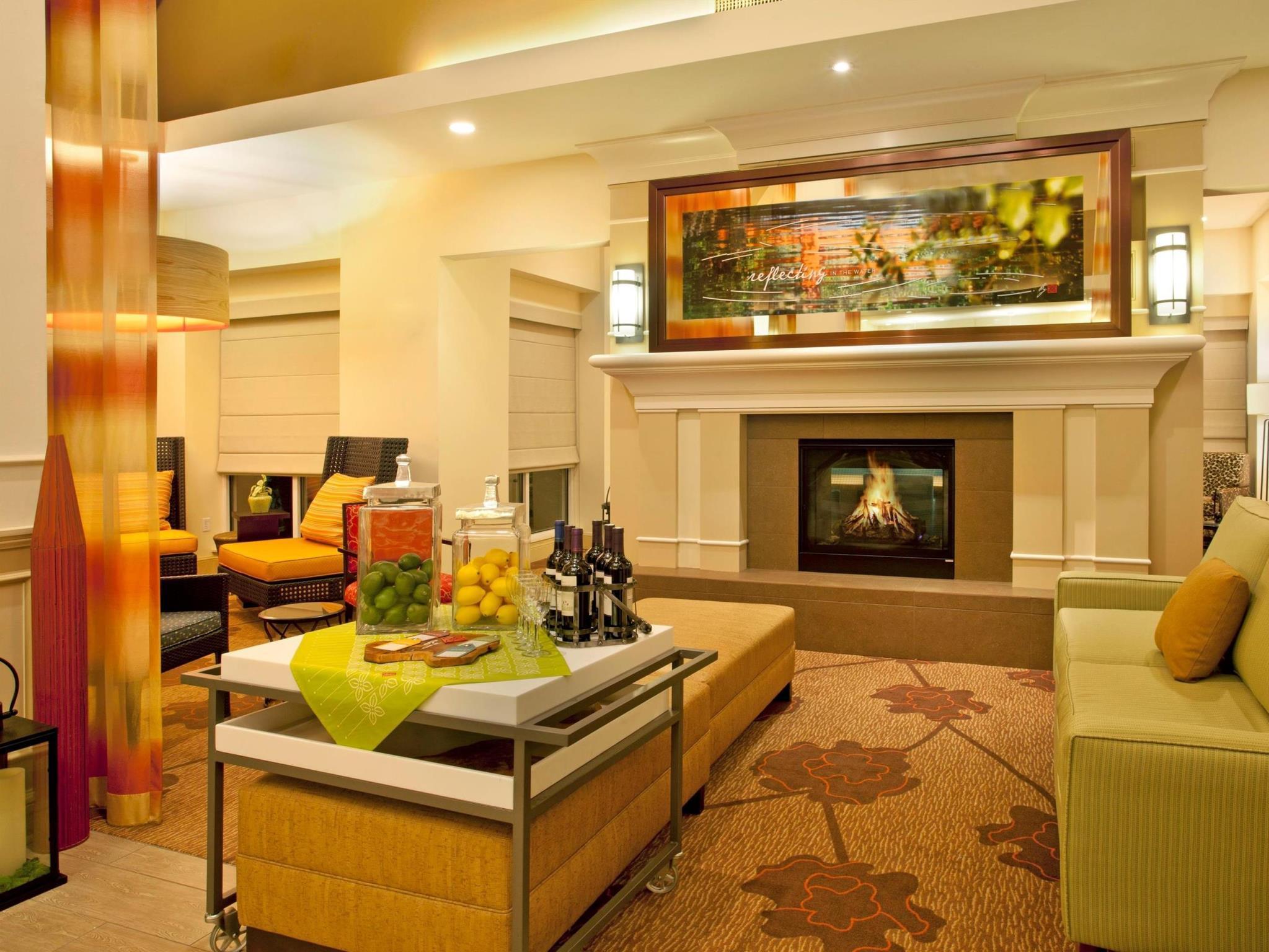 Hilton Garden Inn Fort Collins Exteriér fotografie